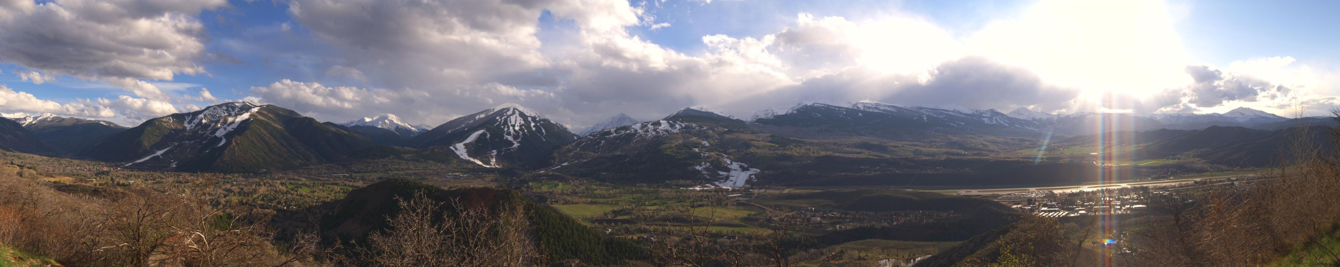 Webcam Snowmass: Power of four