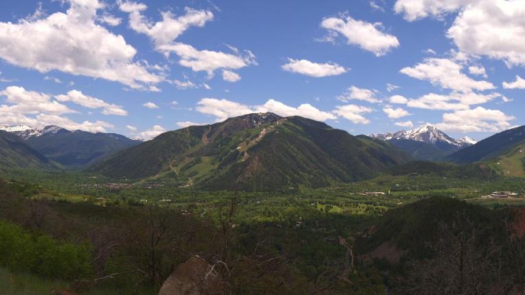 Webcam Snowmass: Power of four