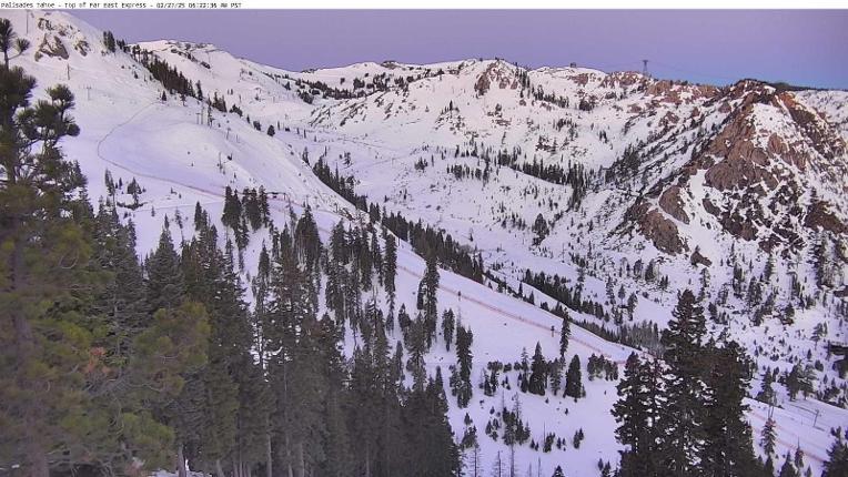 Webcam Squaw Valley: Far East Camp