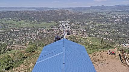Steamboat: Thunderhead Lodge Roof (steamboat.com)
