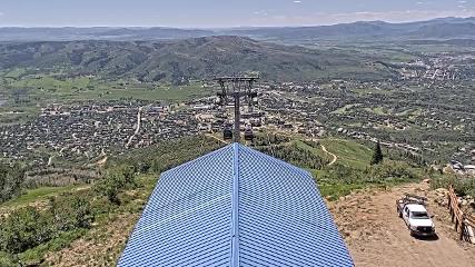 Steamboat: Thunderhead Lodge Roof (steamboat.com)