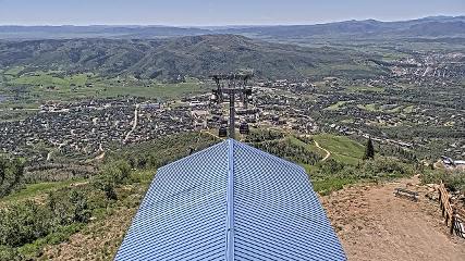 Steamboat: Thunderhead Lodge Roof (steamboat.com)
