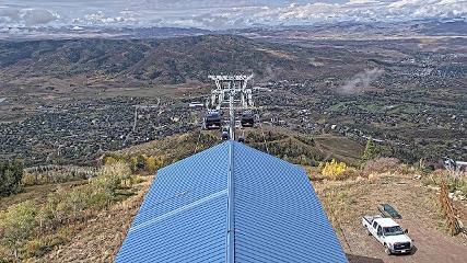 Steamboat: Thunderhead Lodge Roof (steamboat.com)