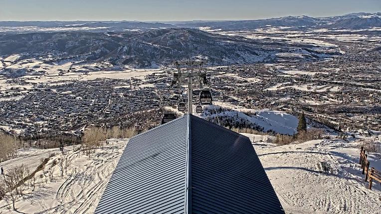 Webcam Steamboat: Thunderhead Lodge Roof