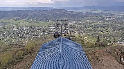Steamboat: Thunderhead Lodge Roof (steamboat.com)