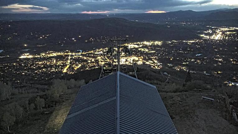 Webcam Steamboat: Thunderhead Lodge Roof