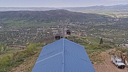 Steamboat: Thunderhead Lodge Roof (steamboat.com)