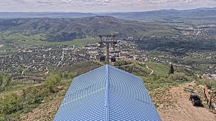 Steamboat: Thunderhead Lodge Roof (steamboat.com)