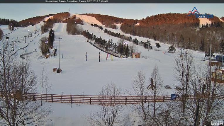 Webcam Stoneham: Base Montagne