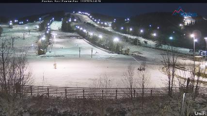 Stoneham: Base Montagne (ski-stoneham.com)