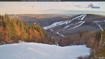 Stoneham: Sommet des 40 (ski-stoneham.com)