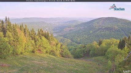 Stoneham: Sommet des 40 (ski-stoneham.com)