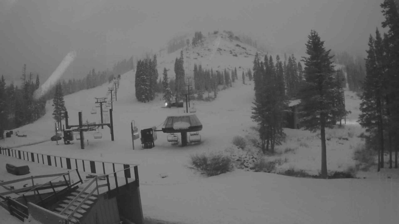 Webcam Sugar Bowl: Mount Disney 2