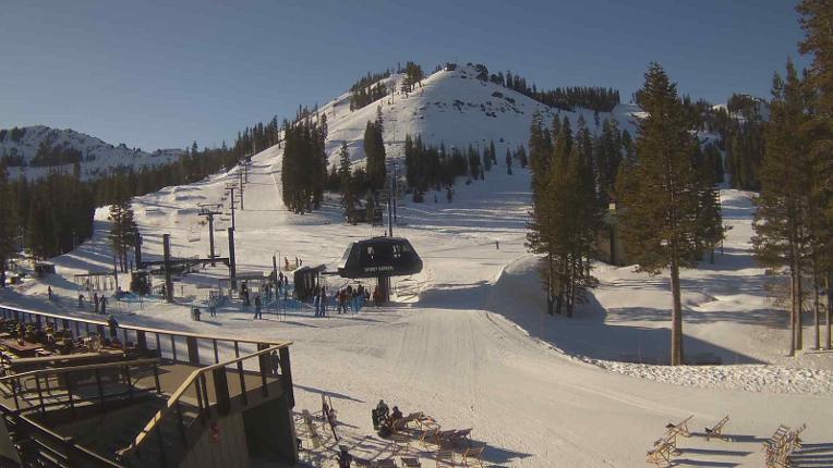 Webcam Sugar Bowl: Mount Disney 2