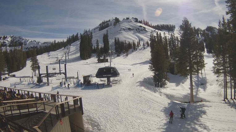 Webcam Sugar Bowl: Mount Disney 2