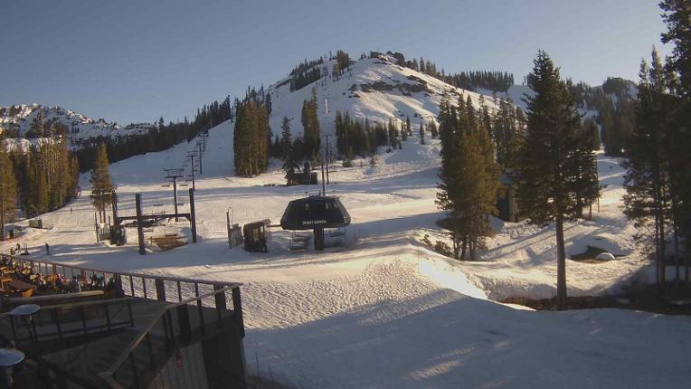 Webcam Sugar Bowl: Mount Disney 2