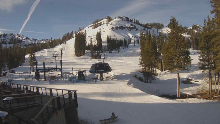 Webcam Sugar Bowl: Mount Disney 2