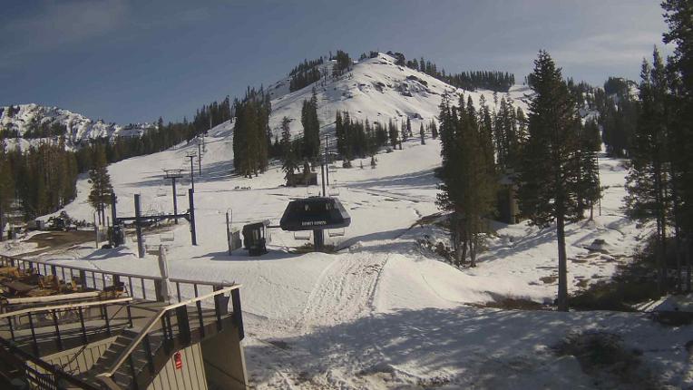 Webcam Sugar Bowl: Mount Disney 2