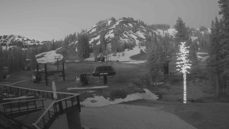 Webcam Sugar Bowl: Mount Disney 2