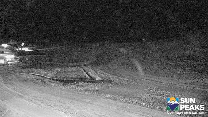 Sun Peaks: Village Day Lodge Slopeside (sunpeaksresort.com)