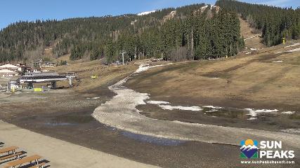 Sun Peaks: Village Day Lodge Slopeside (sunpeaksresort.com)