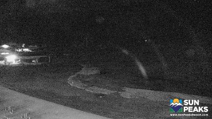 Sun Peaks: Village Day Lodge Slopeside (sunpeaksresort.com)