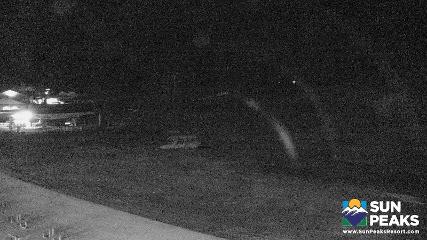 Sun Peaks: Village Day Lodge Slopeside (sunpeaksresort.com)