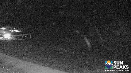 Sun Peaks: Village Day Lodge Slopeside (sunpeaksresort.com)