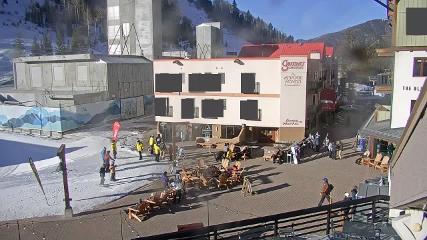 Taos: Base (skitaos.com)