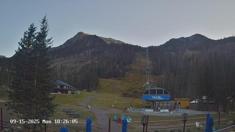 Webcam Taos: Kachina basin