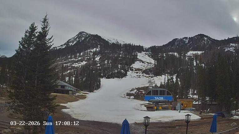 Webcam Taos: Kachina basin