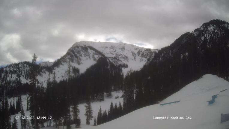 Webcam Taos: Kachina peak