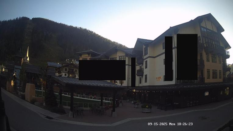 Webcam Taos: The blake residence