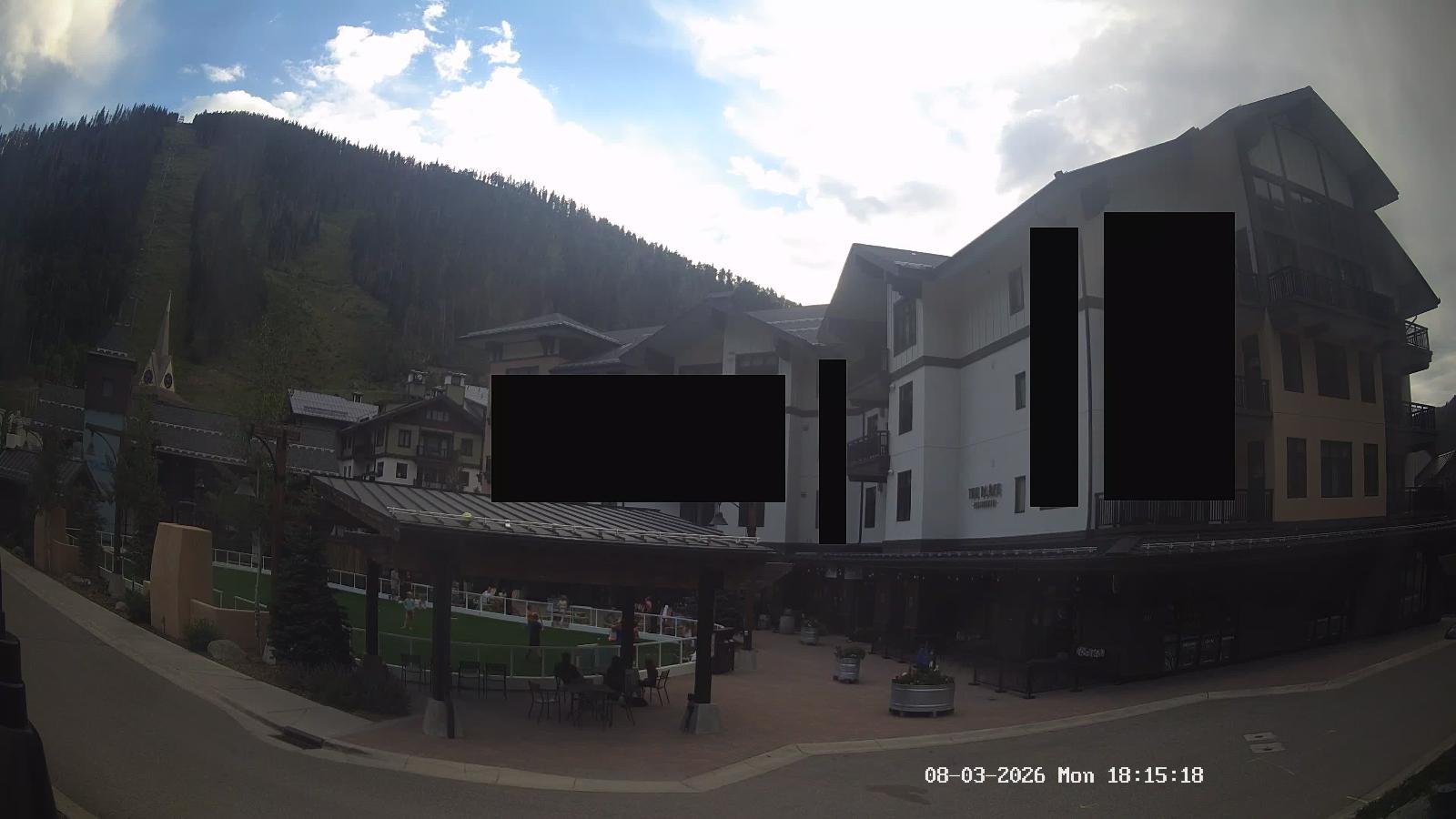 Webcam Taos: The blake residence
