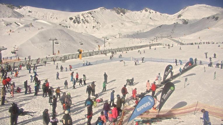 Webcam The Remarkables: Base learners