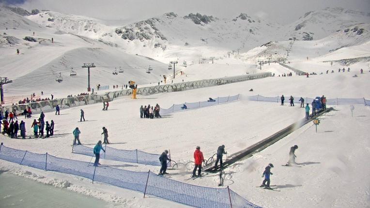Webcam The Remarkables: Base learners