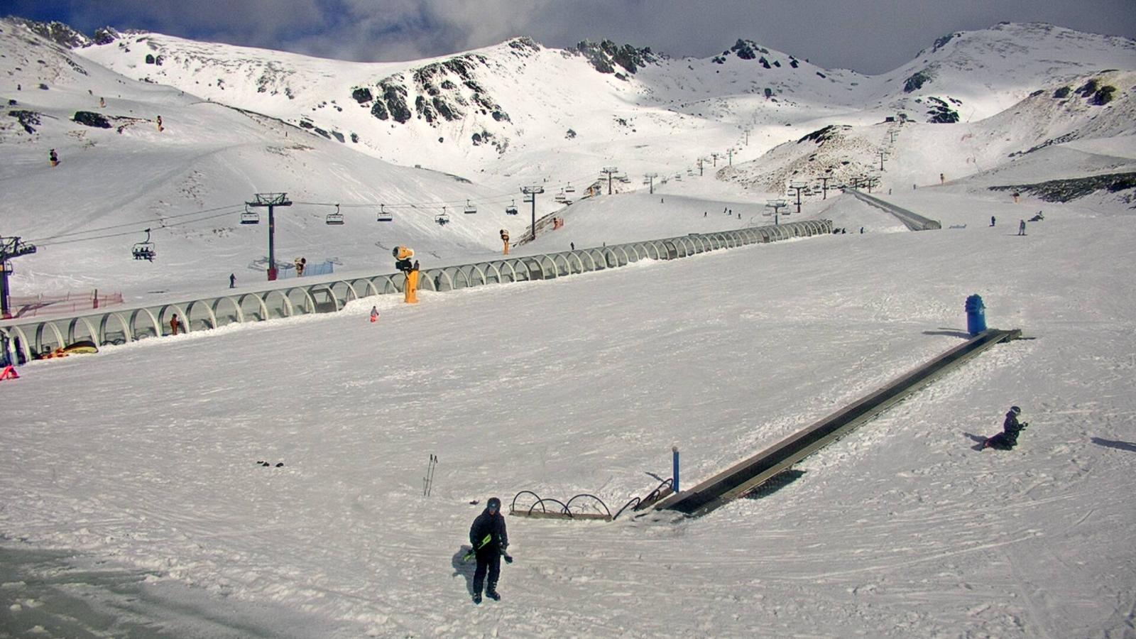 Webcam The Remarkables: Base learners