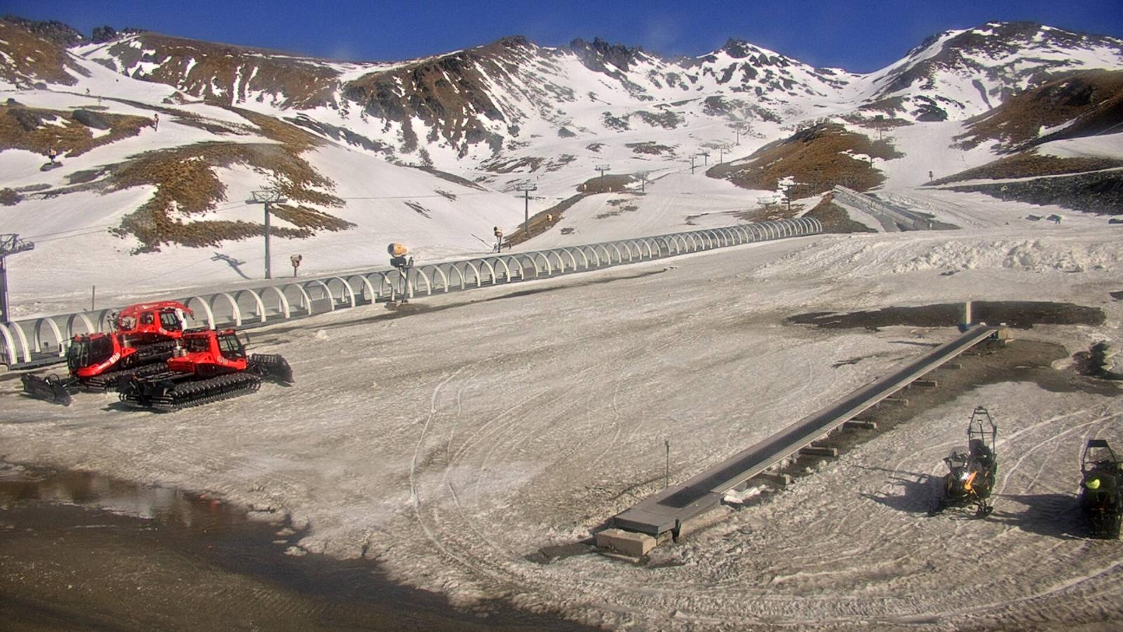 Webcam The Remarkables: Base learners