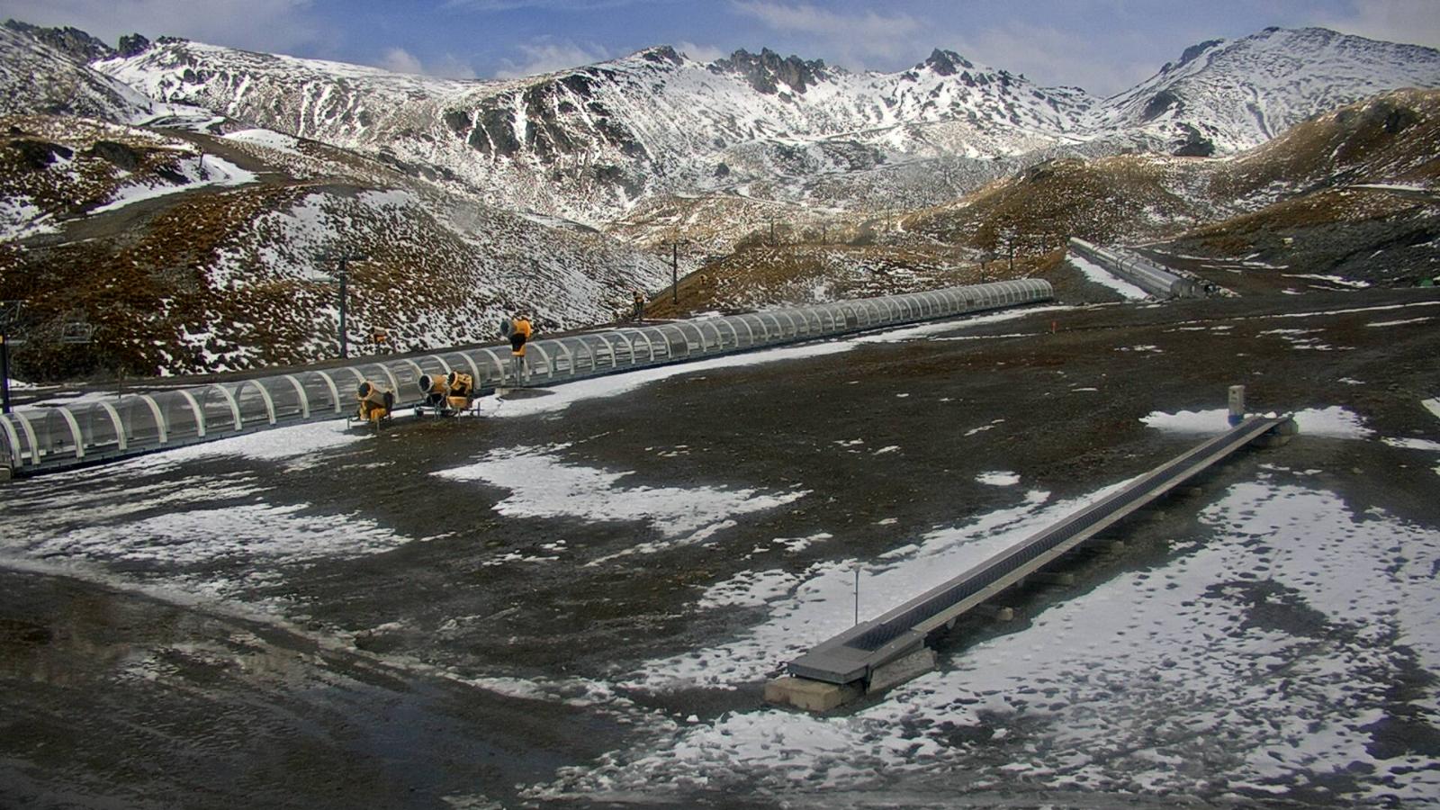 Webcam The Remarkables: Base learners