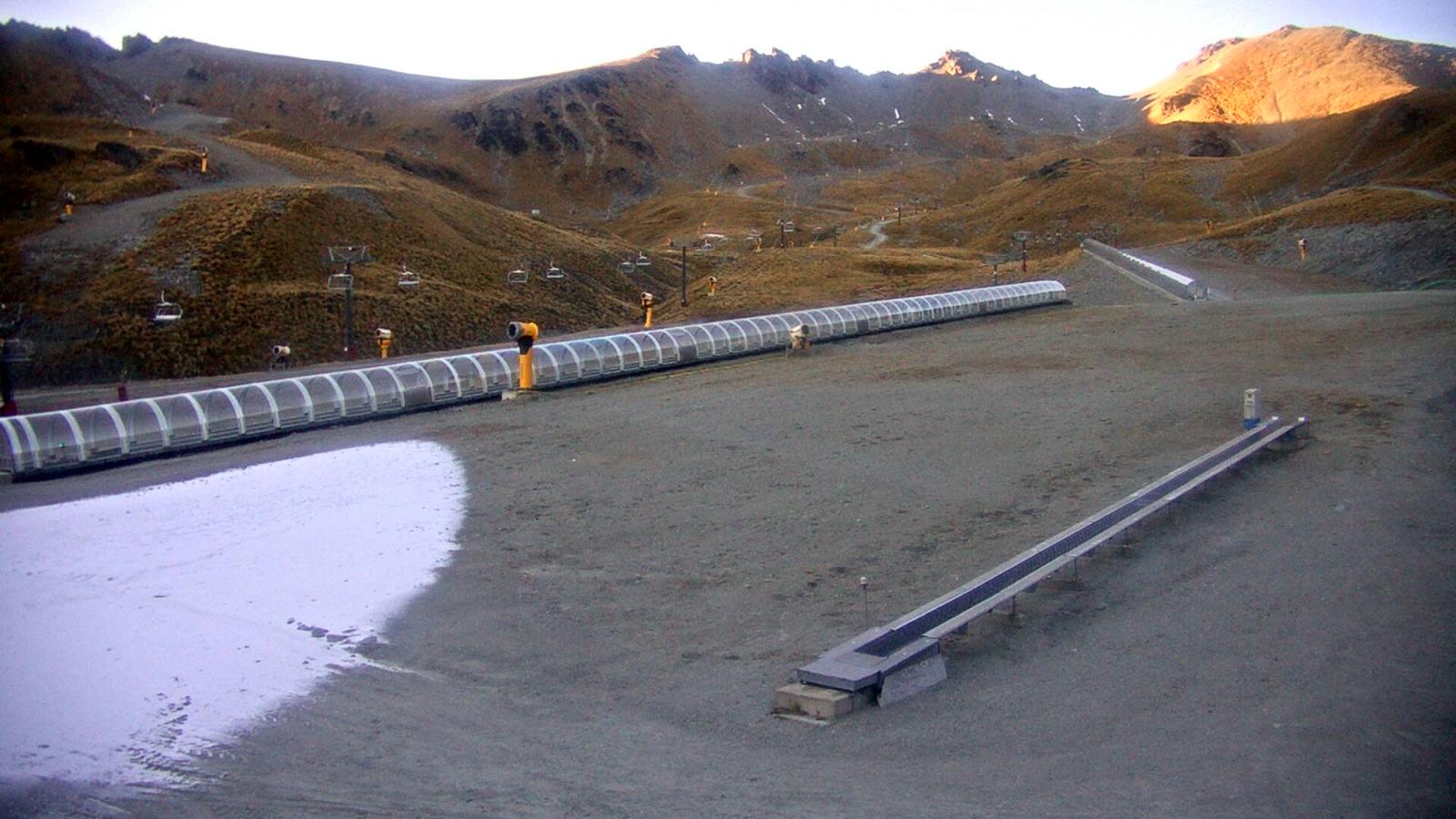 Webcam The Remarkables: Base learners