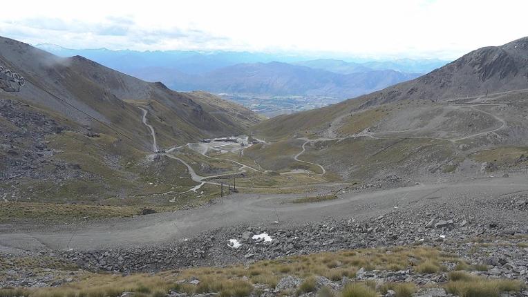 Webcam The Remarkables: Curvey basin