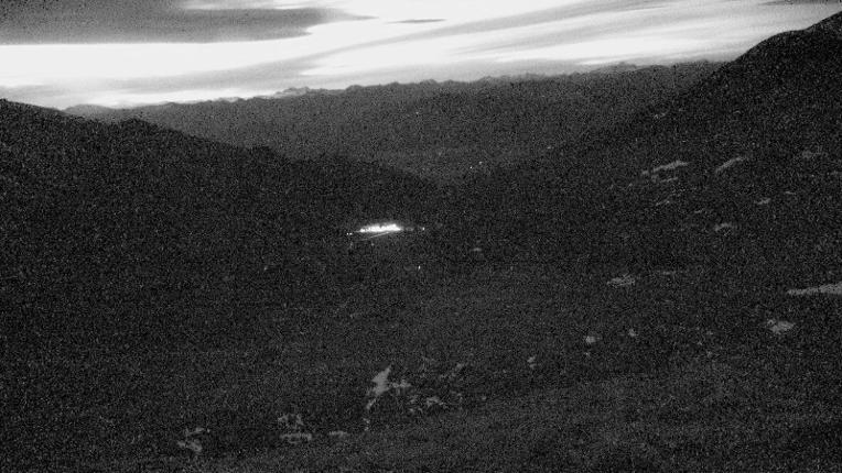 Webcam The Remarkables: Curvey basin