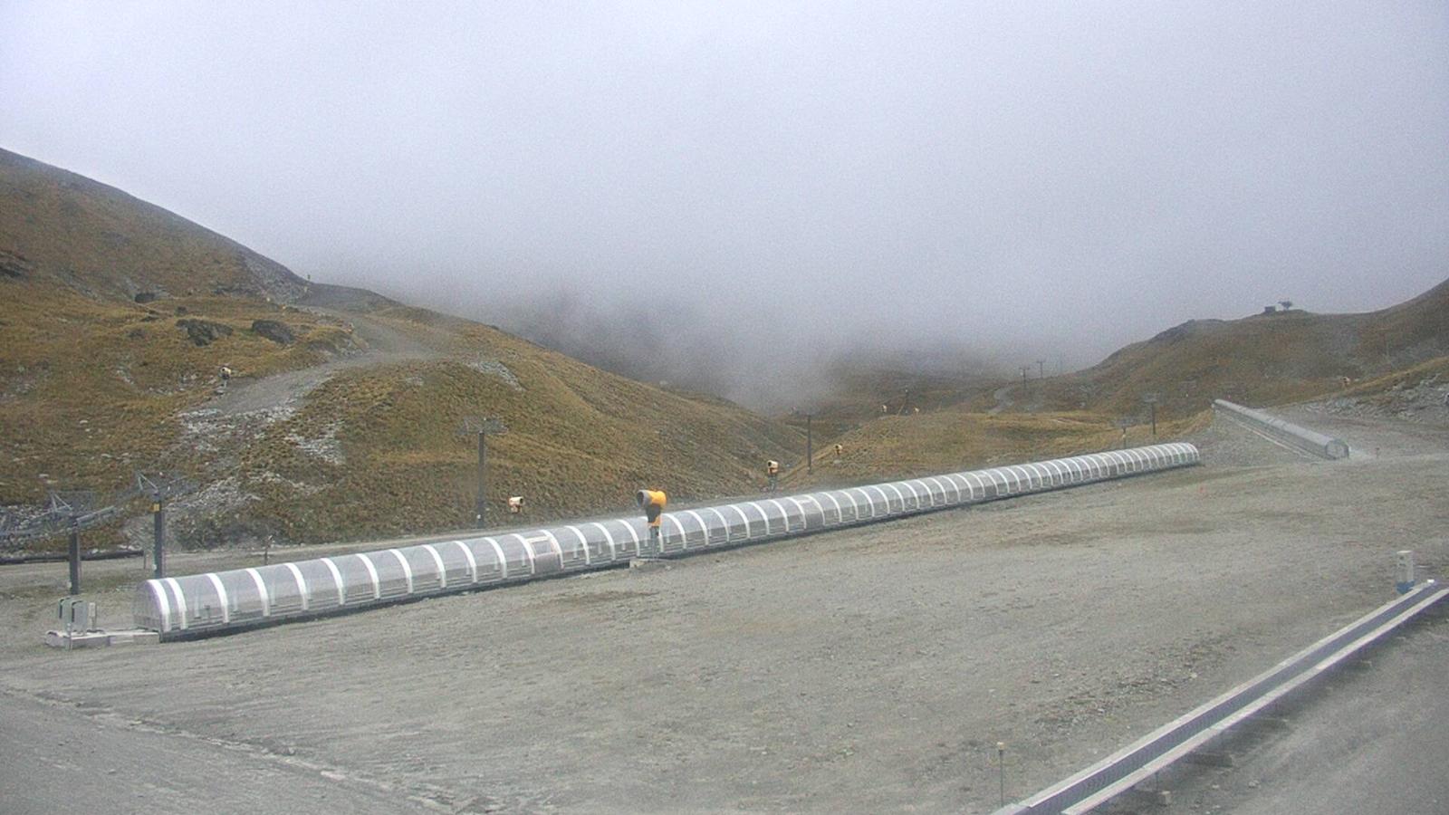 Webcam The Remarkables: Sugar bowl from base