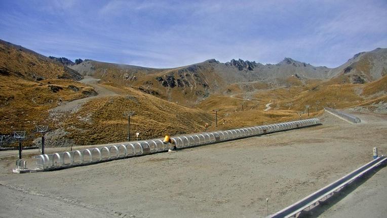 Webcam The Remarkables: Sugar bowl from base