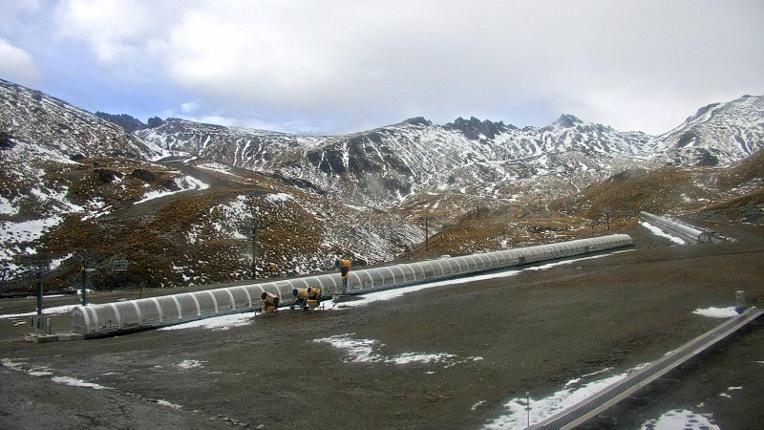 Webcam The Remarkables: Sugar bowl from base