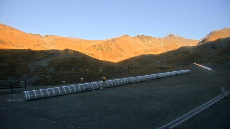 Webcam The Remarkables: Sugar bowl from base