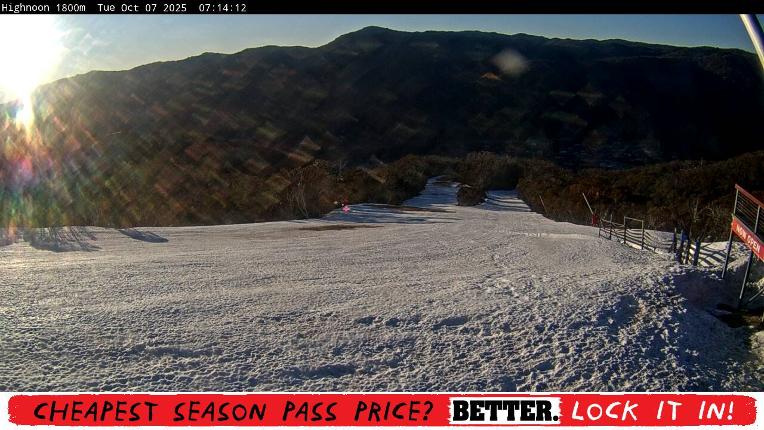 Webcam Thredbo: High Noon