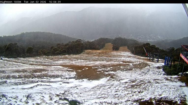Webcam Thredbo: High Noon
