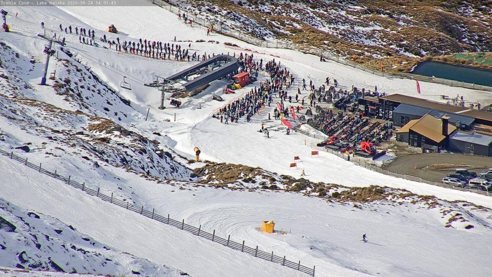 Webcam Treble Cone: Base building