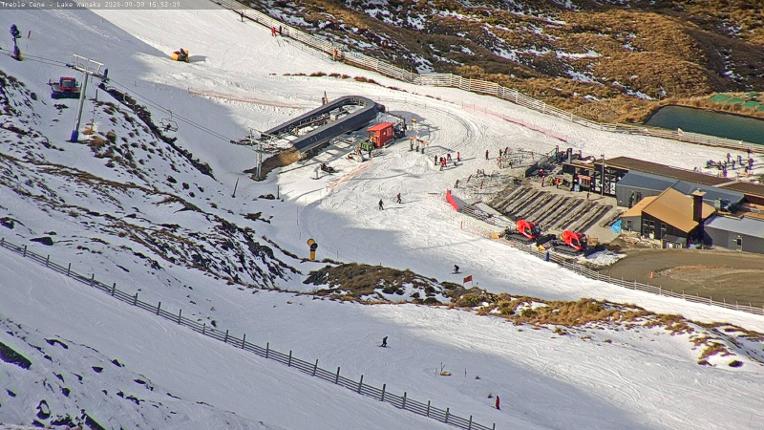 Webcam Treble Cone: Base building